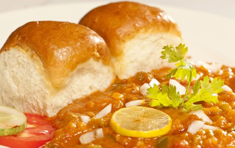 Cooking tips to prepare popular Mumbai Pav Bhaji recipe