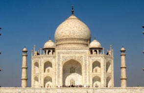World heritage Taj Mahal History - Story Behind the Symbol of Love Taj