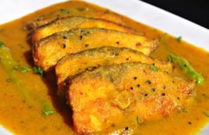 Cooking Tips for popular Bengali Fish Curry ilish Jhaal and Jhol