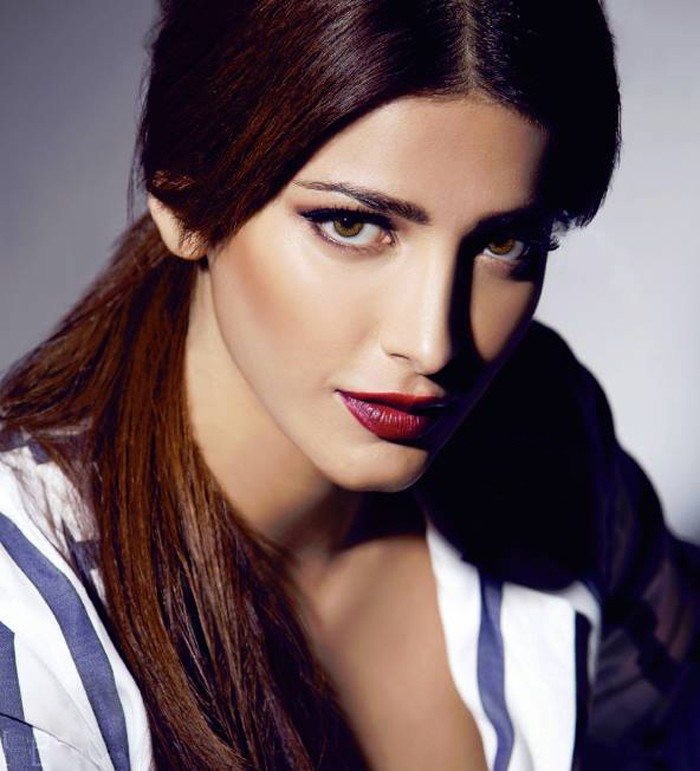 Shruti Hassan Xxx Photos - Popular Cine South Actress Shruti Hassan hot HD Photos