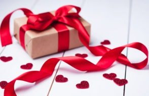 What to get your Girlfriend for Valentines Day? - Gift Ideas