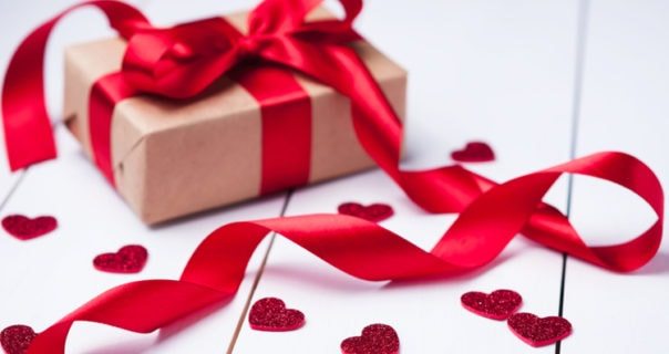 What to get your Girlfriend for Valentines Day? - Gift Ideas