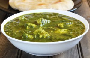 How to cook North Indian style Palak Paneer recipe?