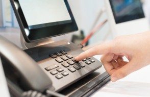 10 Advantages of Switching to a Cloud based VOIP phone System