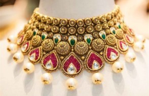 Secure Website or Reviews like 6 tips for Online Jewellery Shopping