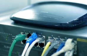 Linksys or Netgear tips to Chose best Wireless Router Brands