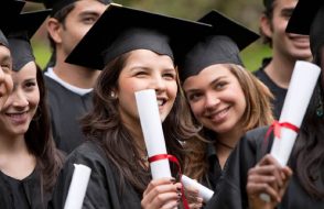 7 Top Tips to Launch a Business for Graduate Students