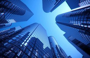 A true Connoisseur of Luxury Real Estate – LuxuryAbode.com