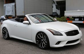 With Enormous Speeed and Sharp Throttle Infiniti Q60 to Fly Away