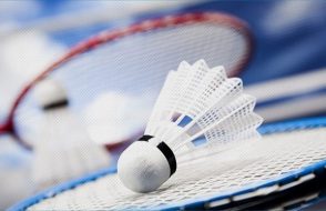 Cool and Funny Health benefits of playing Badminton