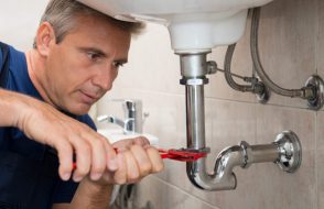 Hiring Plumbers in Darwin That Are Not Out for a Quick Buck