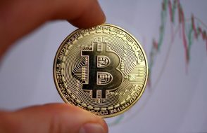 Bitcoin – A Revolution in the World Economic System
