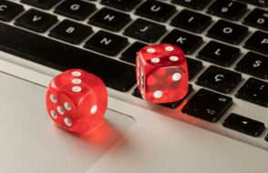 Hollywood Bets or Live Blackjack new ways of Gambling Online