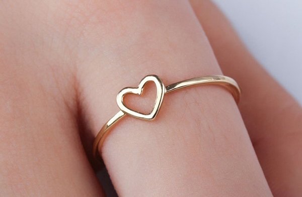5 Uncommon Jewellery Gifts to Give your Girlfriend this Valentines Day