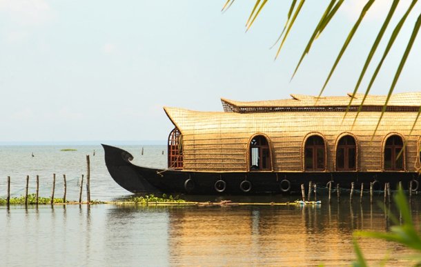 Objective for exploring Kerala as a leading Tourist Attraction