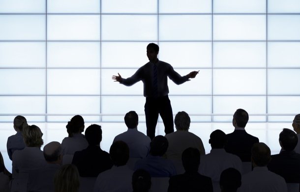 9 bad Leadership Development Habits that Drive your Employees Crazy