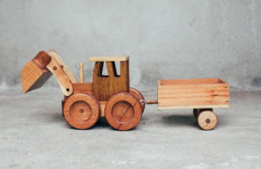 5 Things to Consider When buying Wooden Toys