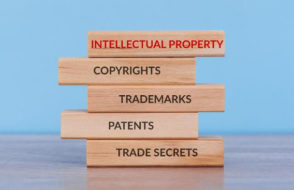 Advantages of Online Intellectual Property Paralegal Services