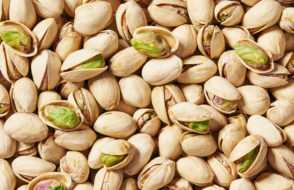 How Pistachios Can Help with Weight Loss for Men and Women?