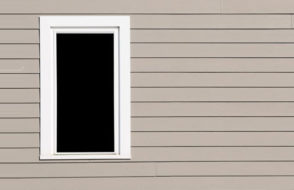 5 Common Vinyl Siding Problems and How to Fix them?