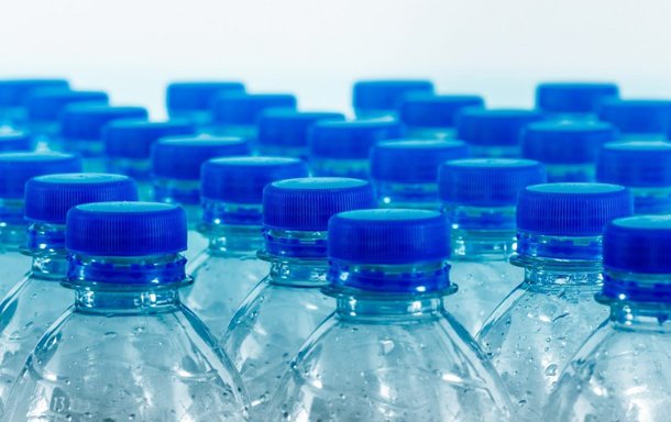 Fabric from Plastic Bottles obtained through it be wasted