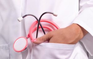 8 Tips to Select the Right Gynaecologist to Visit