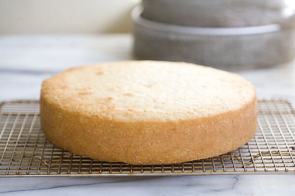 Try these Popular Wedding Cakes