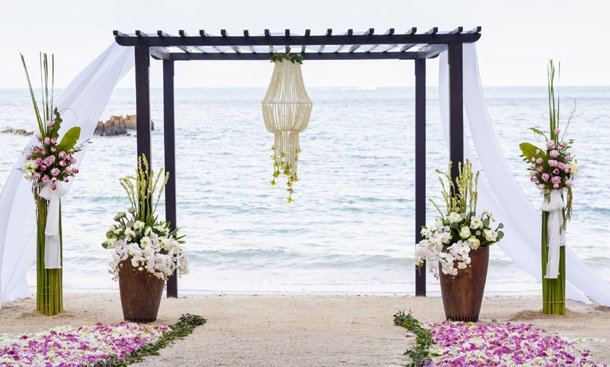 Beautiful Christian Wedding invitations will help you Celebrate