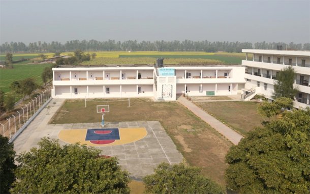 How Boarding Schools in India Foster Independence in Students?