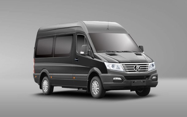 Benefits of Minibus hire Liverpool for Corporate Events