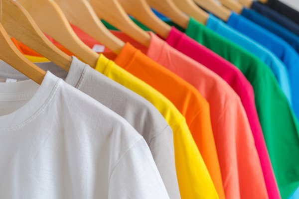 Cotton, Silk, or Flannel? Choosing the right Nightshirt for every Season