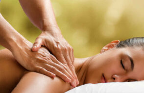 Male to Female Body Massage in Kolkata Herbal therapy to Relax